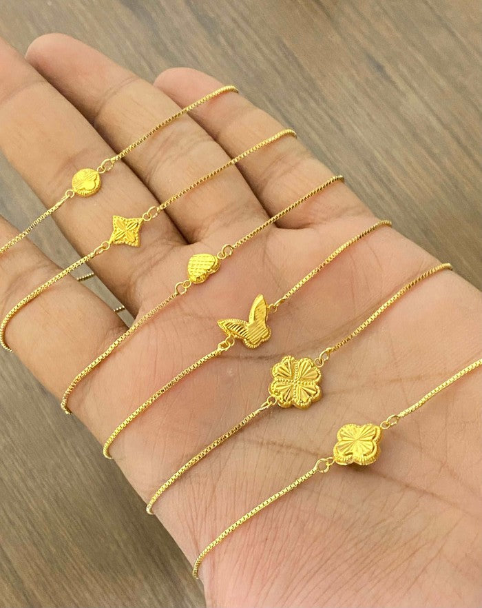 18K Gold Clove Pendant with Gold Plated Chains - Embellish Gold