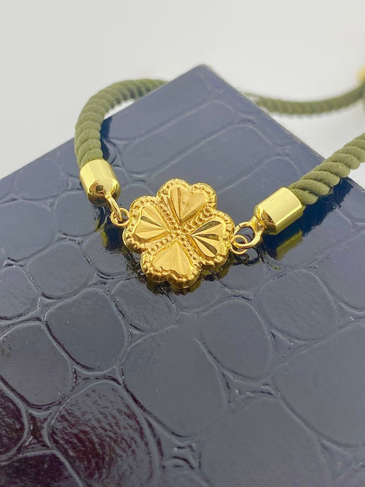 Flower bracelet 18K Gold Pendant With 18K Gold Plated Chains - Embellish Gold