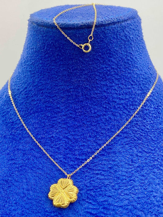 18K Gold Flower necklace - Embellish Gold