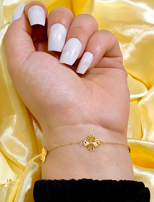 18K Real Gold 3 Clove Pendant Bracelet - Embellish Gold