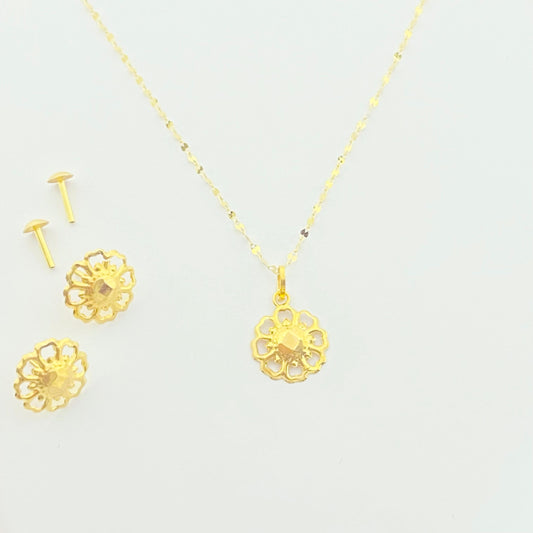 18k Gold Spot Flower Jewelry Set
