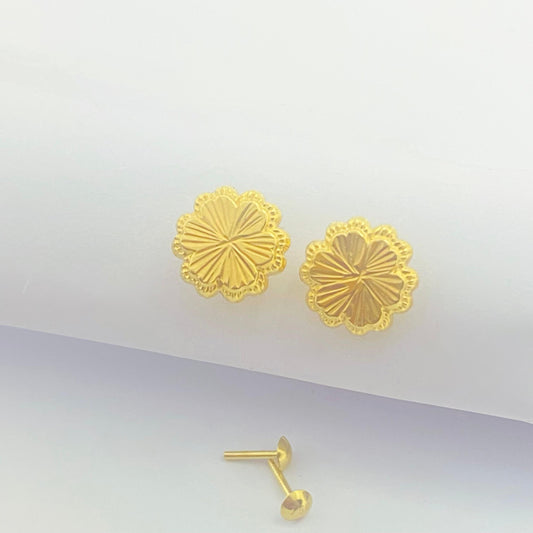 18k Gold CoCo Flower Earrings