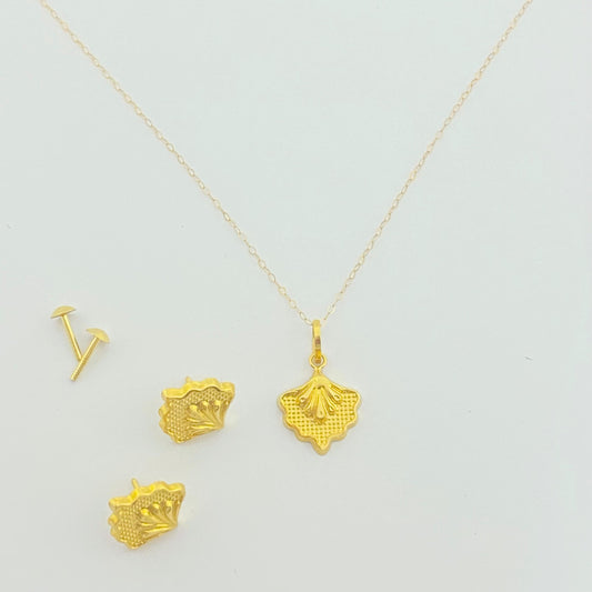 18k Gold Peacock Earrings