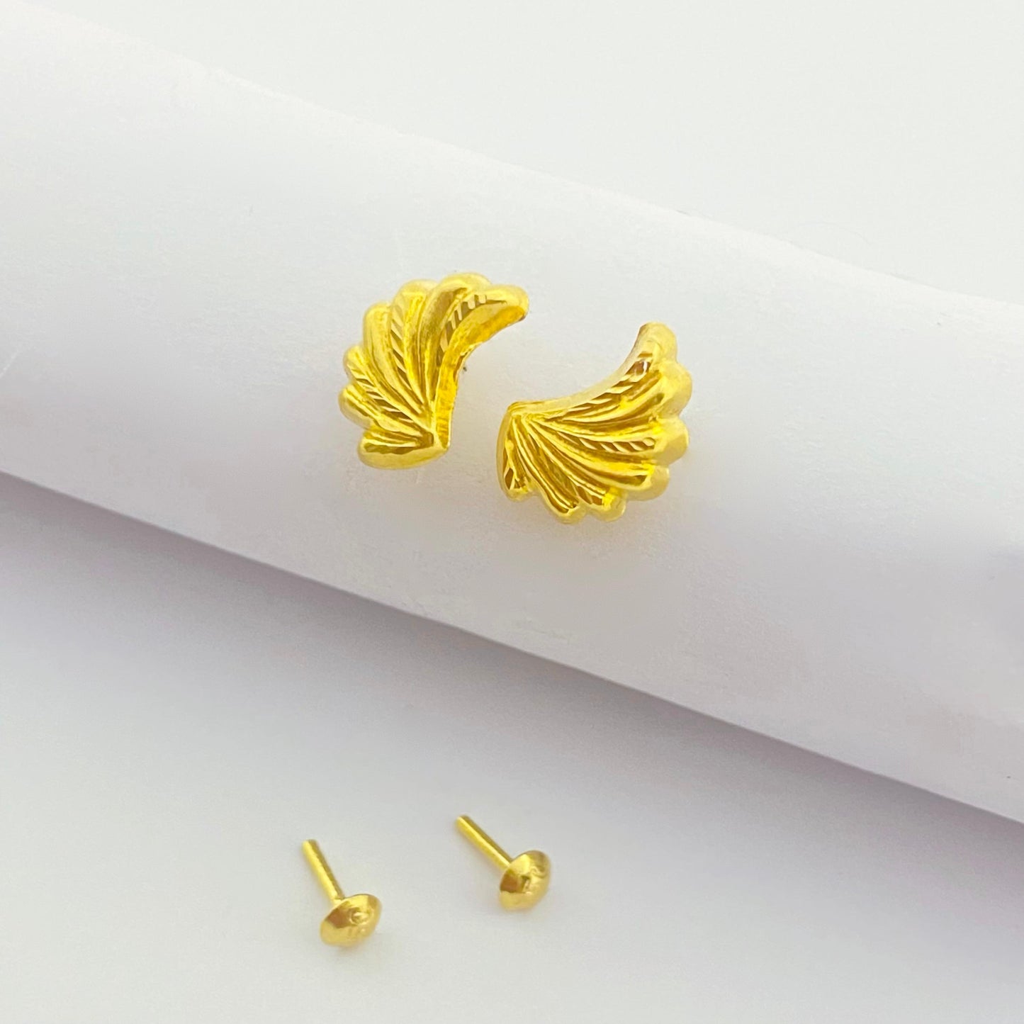 18k Gold Angel Fur Jewelry Set