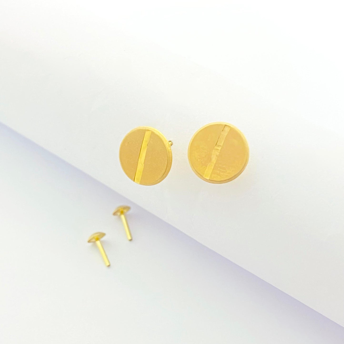 18k Gold Button Jewelry Set