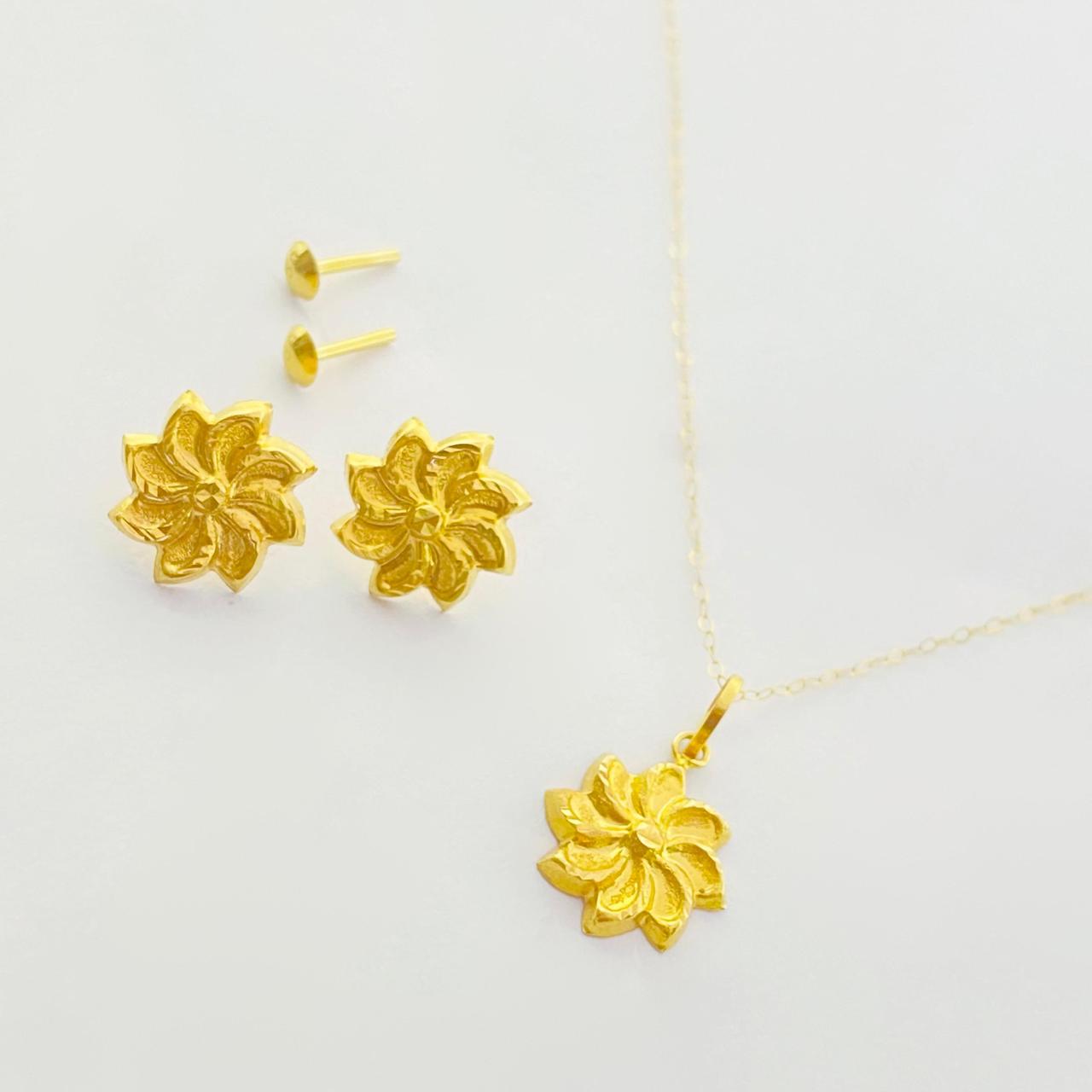 18k Gold Field Flower Earrings