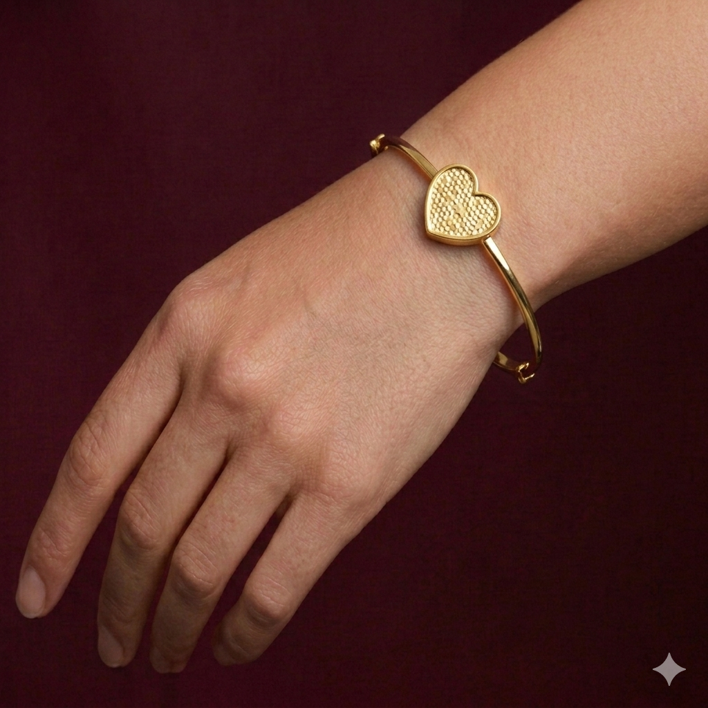 18k Gold Heart Dotted Bangle