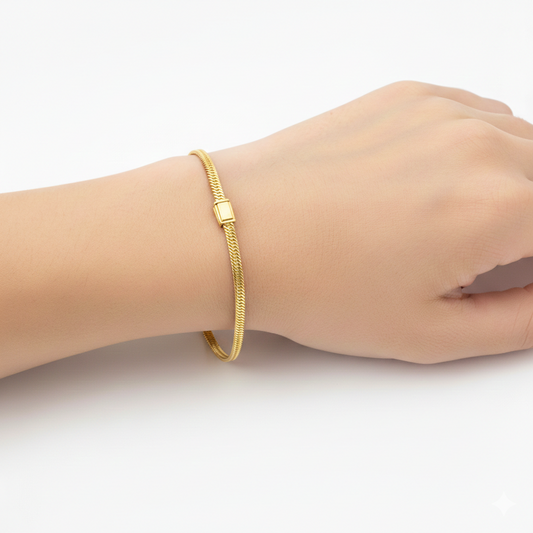 18k Gold Vintage Bracelet