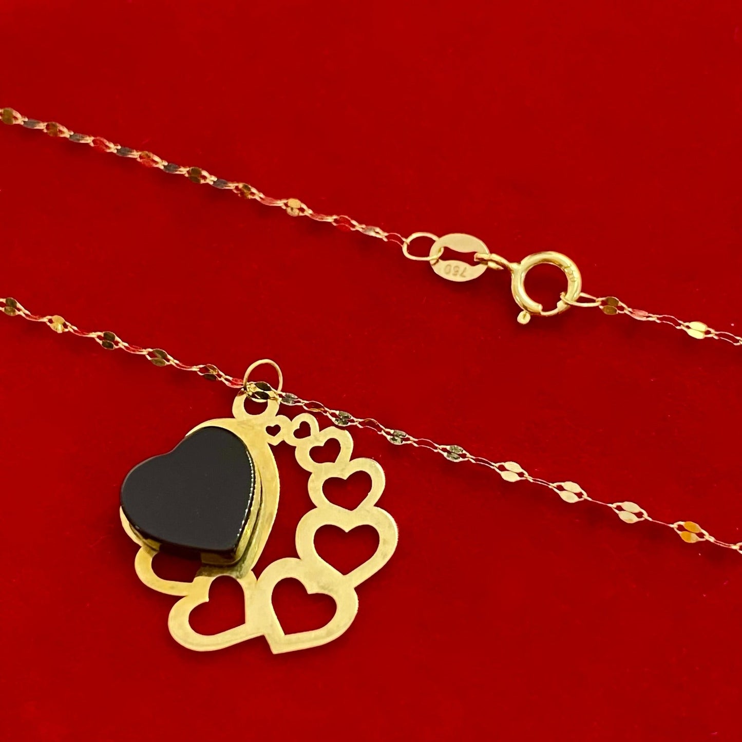 18K Gold 8 heart with black stone - Embellish Gold