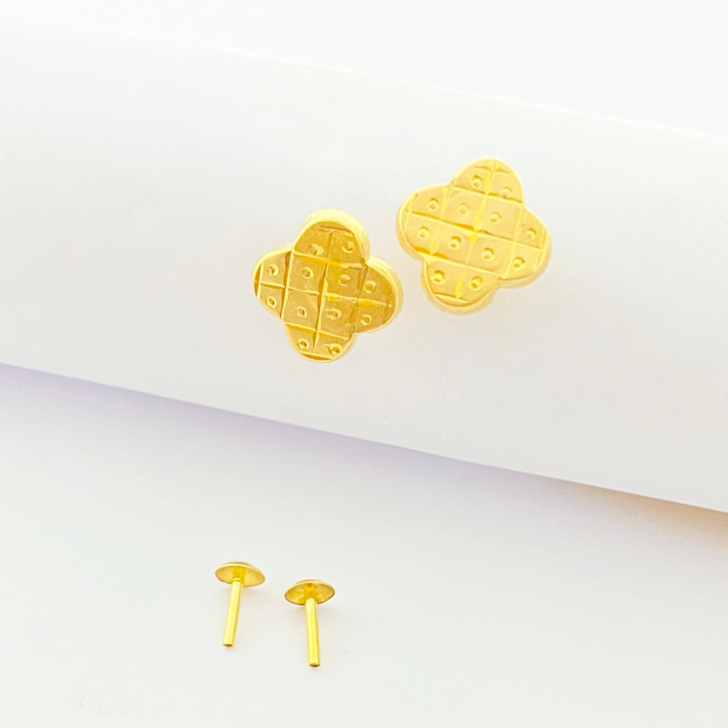 18K Real Gold VC Box Necklace And Earring Set - Embellish Gold