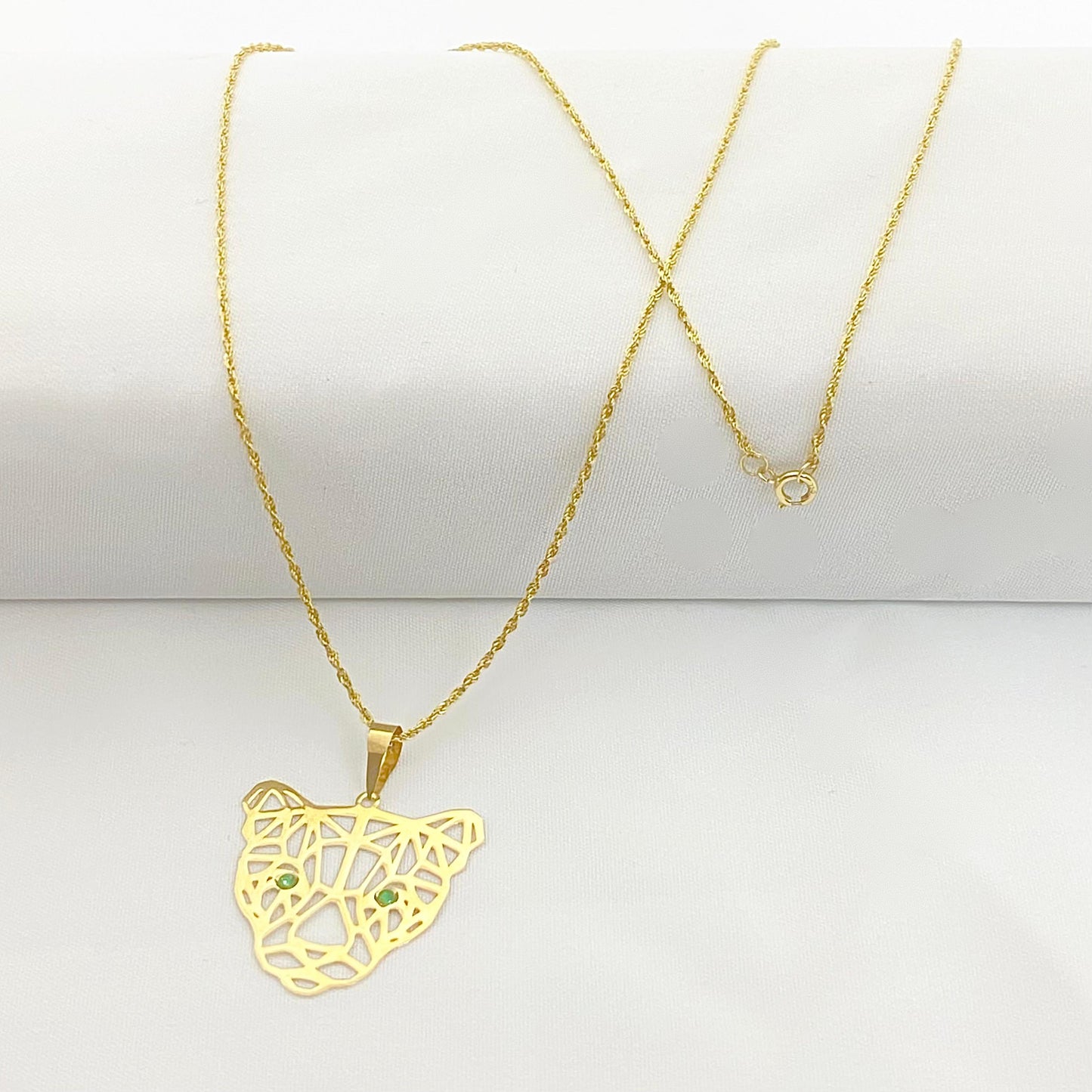 18k Gold Green Eye Tiger Necklace