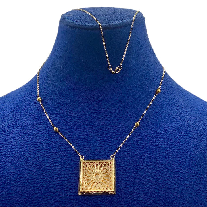 18k Gold Arabic Style Necklace
