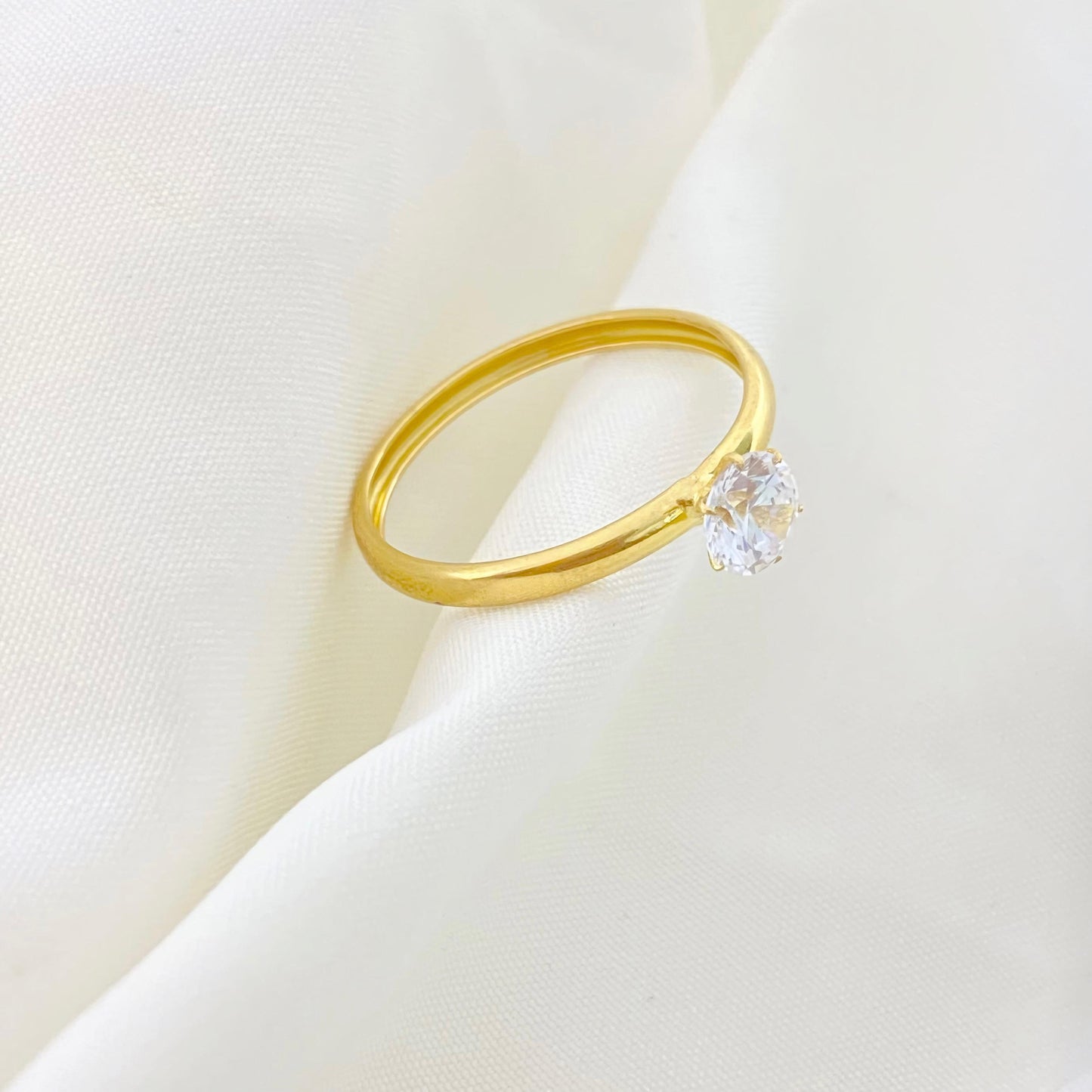 18k Gold Minimalist Stone RIng
