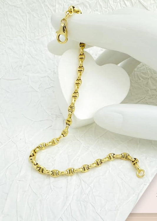 18k Gold Gucci Bracelet