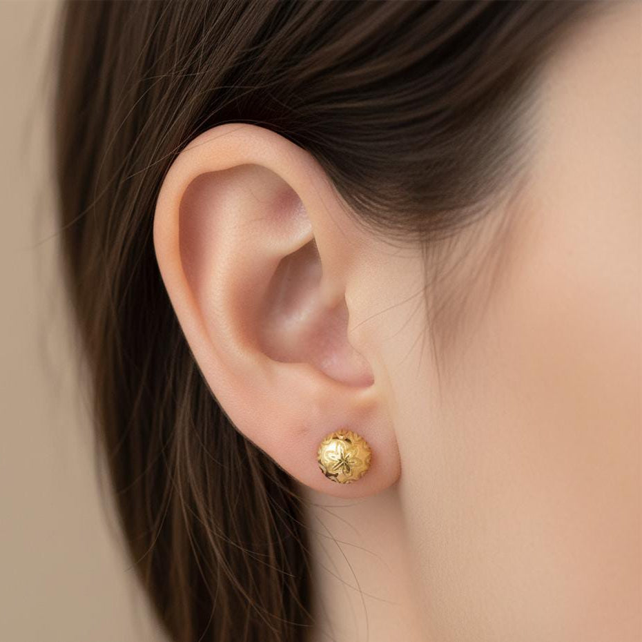 18k Gold Gleaming Ball Earrings