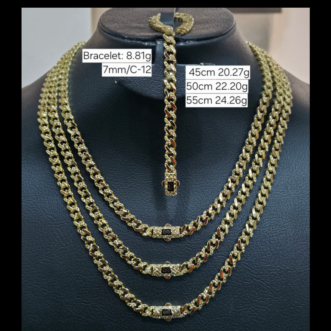 Gold chain necklace on a mannequin with measurements displayed.