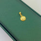 18k Gold Flower Round Pendant
