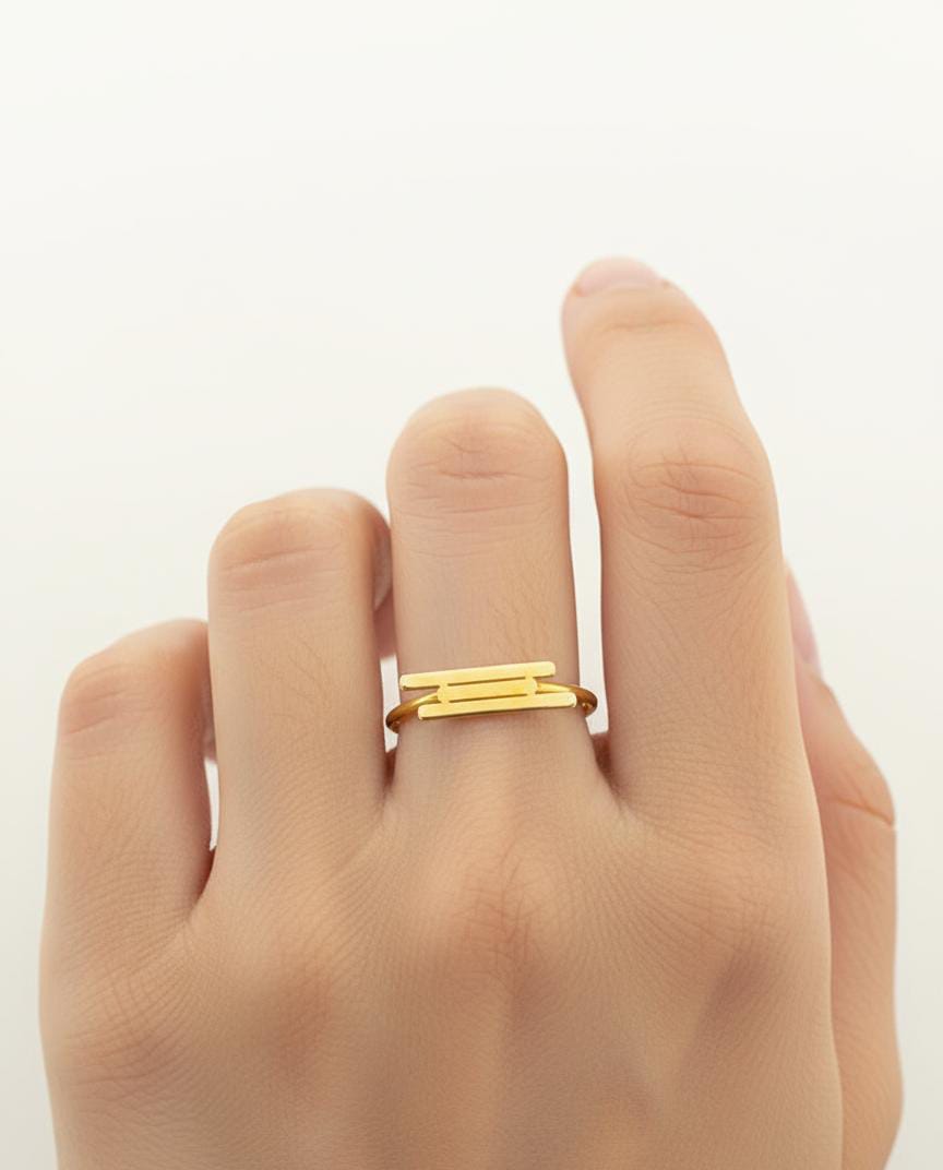 18K Real Saudi Gold Vertical Ring 139