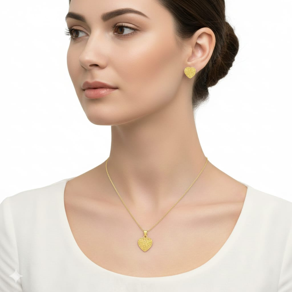 18k Gold VS Heart Jewelry Set